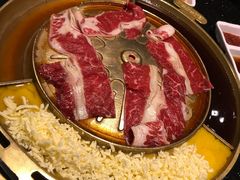 -猪啊牛呀羊啊铜盘烤肉(正大广场店)