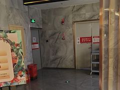 -水立方国际汤泉(六一中路店)