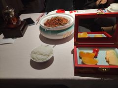 -千百味红餐厅·江西菜(绿地双子塔店)