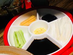 -青年公社烤鸭(青年路店)