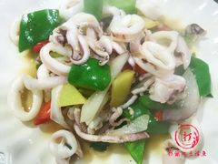 菜椒鱿鱼-鲤城打铁水煮鱼店