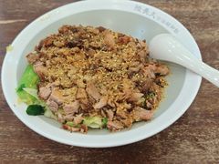 秘制脆皮猪脚饭-陆长玖古法猪脚饭(玄风桥店)