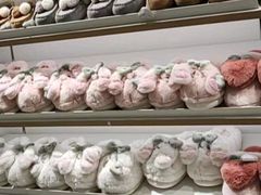 -hotwind热风(中贸广场店)