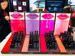 -Duty Free Americas