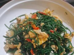 -伊带伊路新疆美食府(呼家楼店)