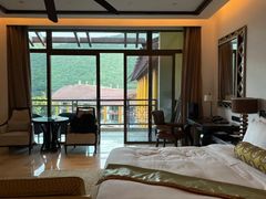 -三亚亚龙湾瑞吉度假酒店