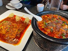 -万重锦·人文川菜馆(骡马市店)