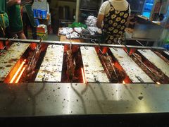 -老黄记手撕烤兔(玉林街店)