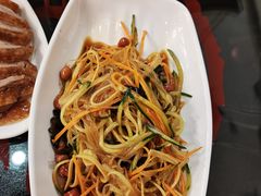 -六和聚传统烤鸭.天津菜(和平店)
