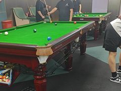 -夜时尚台球俱乐部(汉阳摩尔城店)