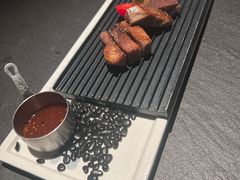 -蟹犇前•帝王蟹雪蟹(陆家嘴店)