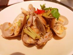 -港丽餐厅(高德置地店)