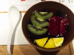 鲜果烧仙草-炖物24章·顺时轻养茶(杭州大厦店)