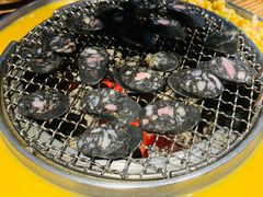 -青瓦炭韩潮烤肉(花园道店)