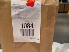 -麦当劳(上海虹桥站30B检票口楼上)