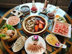 -小天鹅火锅·一线江景洪鼎旗舰店(洪崖洞店)