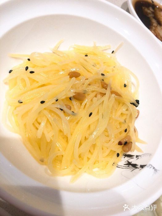 喜家德虾仁水饺(方庄店)松仁土豆丝图片