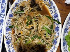 -老天桥酱肉烧饼夹肘子(天桥店)