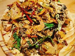 鱼皮土豆片-大叹号啤酒屋·延边料理(延大店)