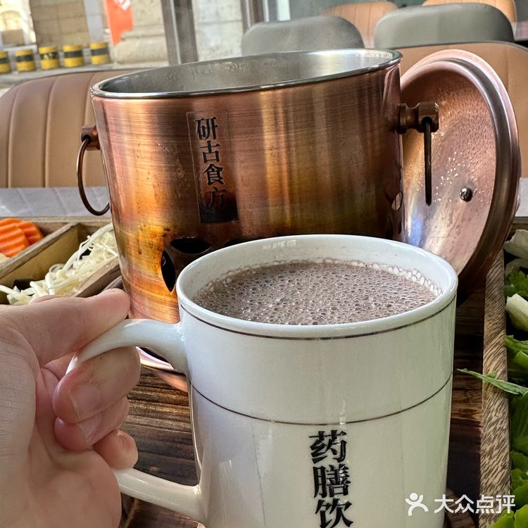 这是哈尔滨一家以养生为主的膳食小火锅！！！