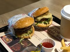 -The Habit Burger Grill 哈比特汉堡(复兴soho店)