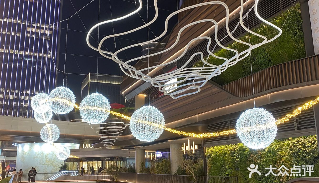 感觉是上海最好的shopping mall