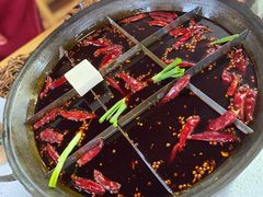 -正贰捌经重庆老火锅(建设路店)