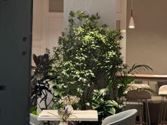 -潮一不贰·法式甜品·生日蛋糕·西式简餐(外滩店)