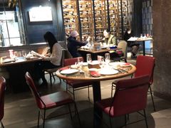 大堂-四季民福烤鸭店(西单华威约饭街店)