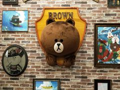 -LINE FRIENDS Garosu-gil Flagship Store