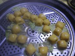 -粘豆包柴火铁锅炖