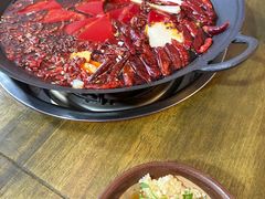 -黄潇洒老火锅(九眼桥宏济巷店)