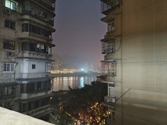 -白象居