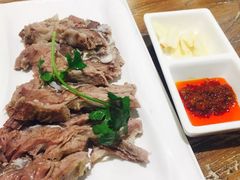 -清真·玛丽亚新疆菜主题餐厅(浙江中路店)