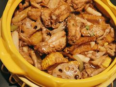 -多嘴超级肉蟹煲(中东店)