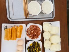 -安吉龙王山峡谷漂流