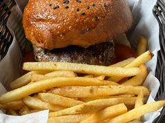 -植物园哈利亚餐厅