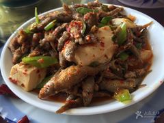 -杨老大生皮白族菜