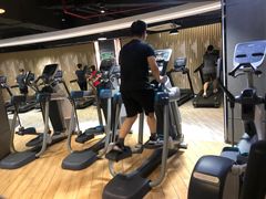 -一兆韦德健身(张杨路店)