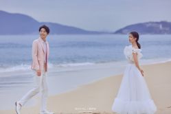 点击看大图 -挪娅婚纱摄影皇家会所