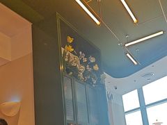 -潮界(LU·ONE凯德晶萃广场店)