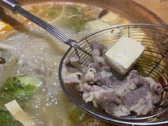 -洱火云南酸菜牛肉火锅(石景山当代商城店)
