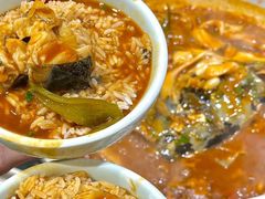 -魏铭鱼头捞饭(晋阳路店)