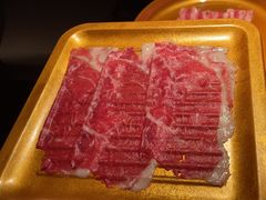-牛YO寿喜烧·铁板烧和牛火锅自助(市府恒隆店)