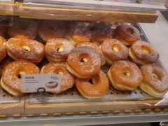 甜甜圈-巴黎贝甜(大宁国际商业广场店)