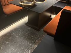 -铭牛烧肉·和牛海鲜自助(高新月牙湖店)