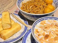 -广信牛奶甜品世家(台东店)