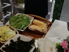 -围炉夜话·潮汕卤水火锅(榕江店)