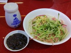 老北京炸酱面-宣文楼老北京炸酱面老店(王府井店)