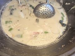 -陈大锅·岳阳鱼馆·地道岳阳菜(美食街店)